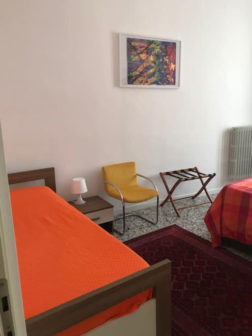 I Marici Apartment Pavia Ngoại thất bức ảnh